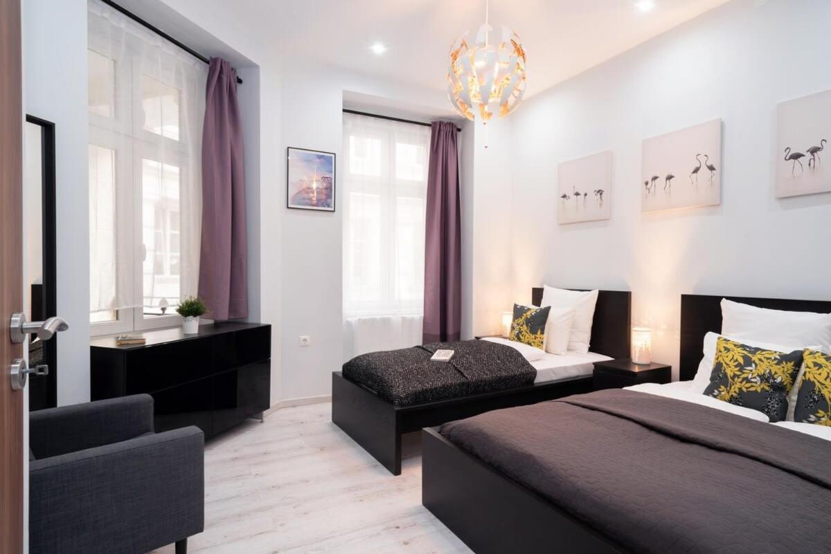 New Spacious Apartment At Superb Location Budapest Exterior photo