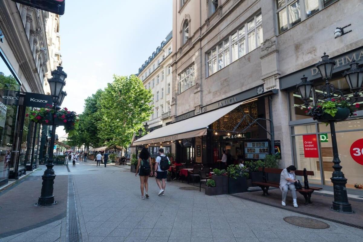 New Spacious Apartment At Superb Location Budapest Exterior photo
