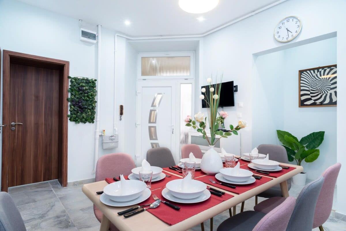 New Spacious Apartment At Superb Location Budapest Exterior photo