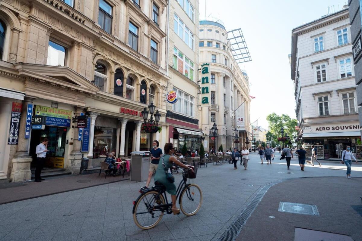 New Spacious Apartment At Superb Location Budapest Exterior photo