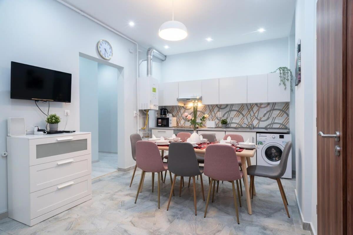 New Spacious Apartment At Superb Location Budapest Exterior photo